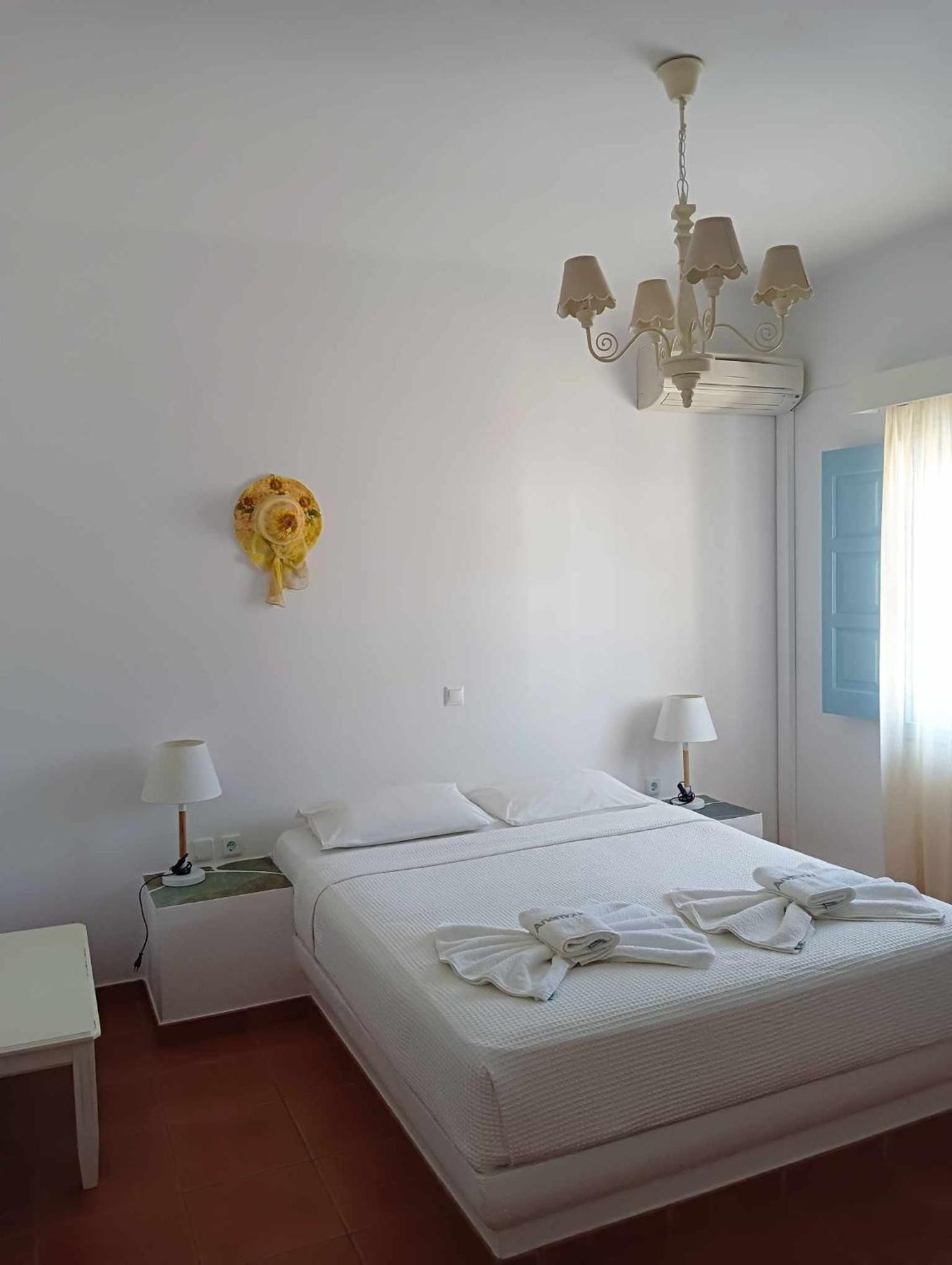 Anemousa Hotel Folégandros Eksteriør bilde
